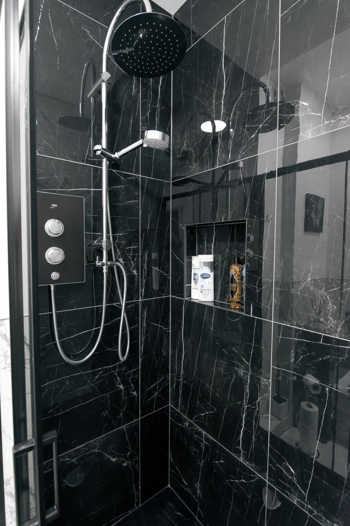Modern Apartment In Aberdeen City Centre, Guild Street, Free Wifi Exteriör bild