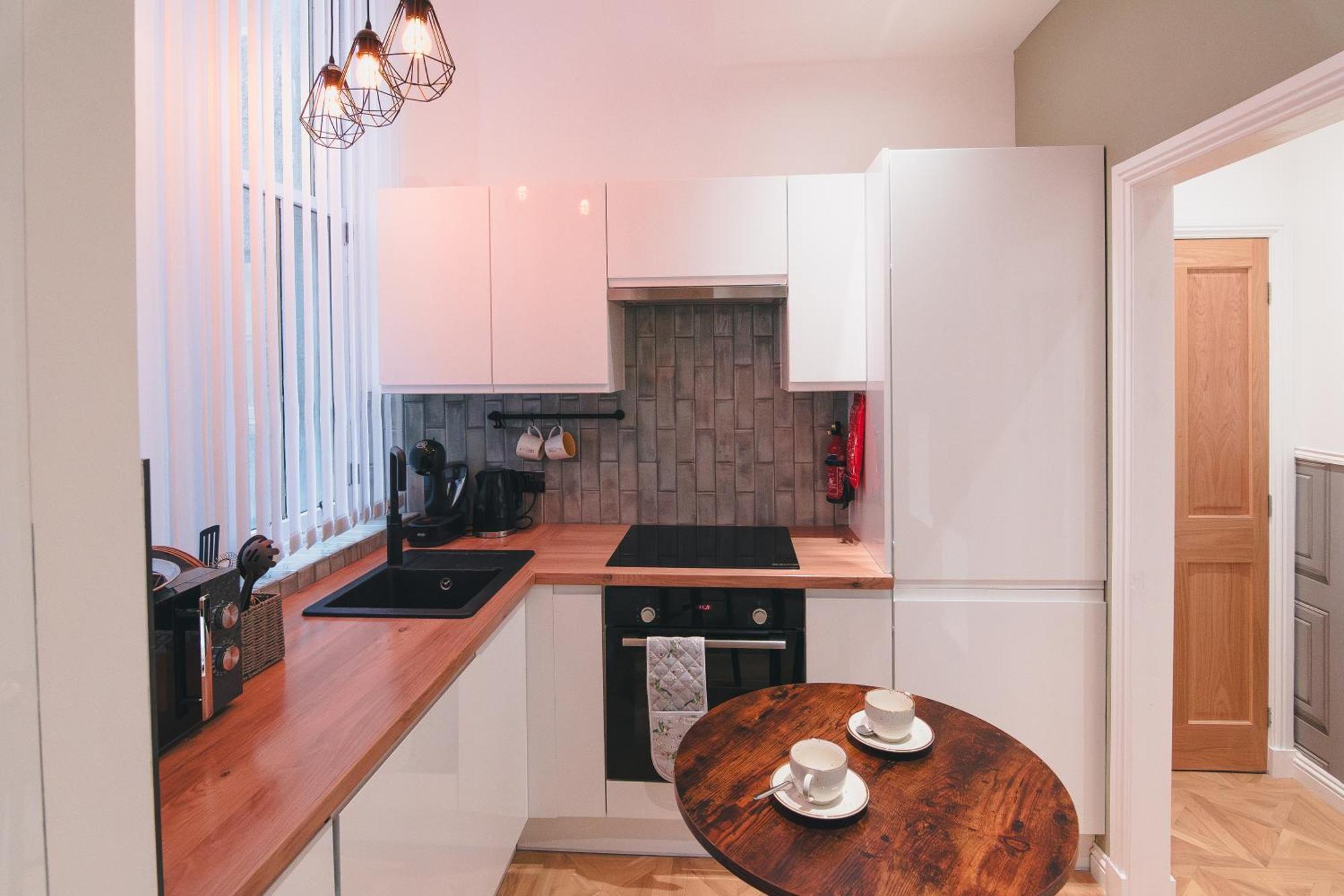 Modern Apartment In Aberdeen City Centre, Guild Street, Free Wifi Exteriör bild